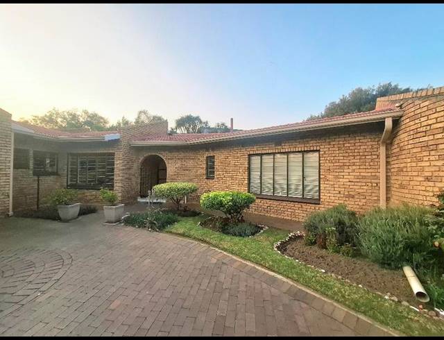 3 BEDROOM PROPERTY TO RENT IN MORNINGSIDE MANOR